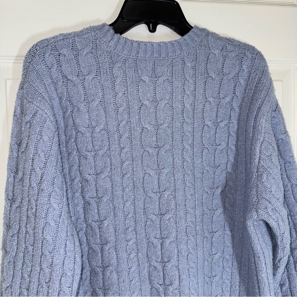 Hollister Blue Crew Neck Cable Knit Sweater - Picture 7 of 11